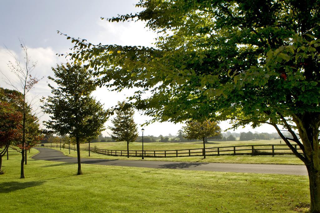 Moyvalley Hotel & Golf Resort Eksteriør billede